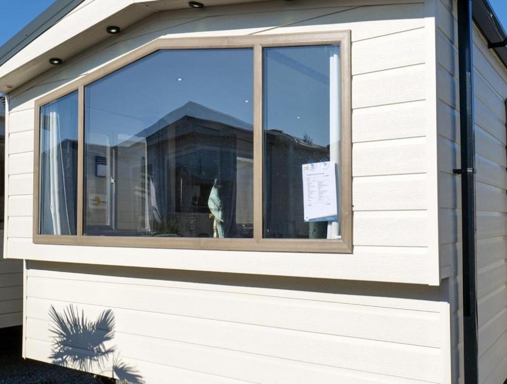 Camping Zavelbos Superior Chalet Maaseik Eksteriør billede