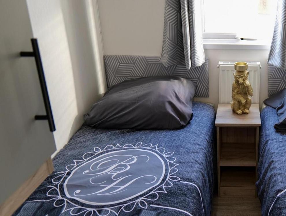 Camping Zavelbos Superior Chalet Maaseik Eksteriør billede